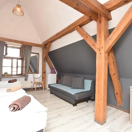 DUKES Hostel - Pokoje prywatne, RYNEK-2